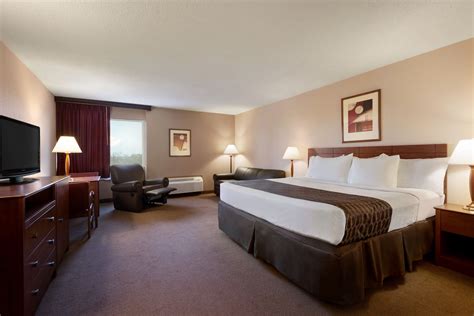 ramada by wyndham|ramada by wyndham bismarck.